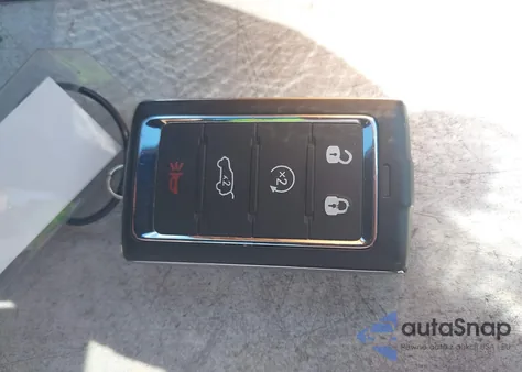 2024 Jeep Wagoneer L Series Ii 4X4 z USA, uszkodzony, nr VIN 1C4SJSBPXRS101852